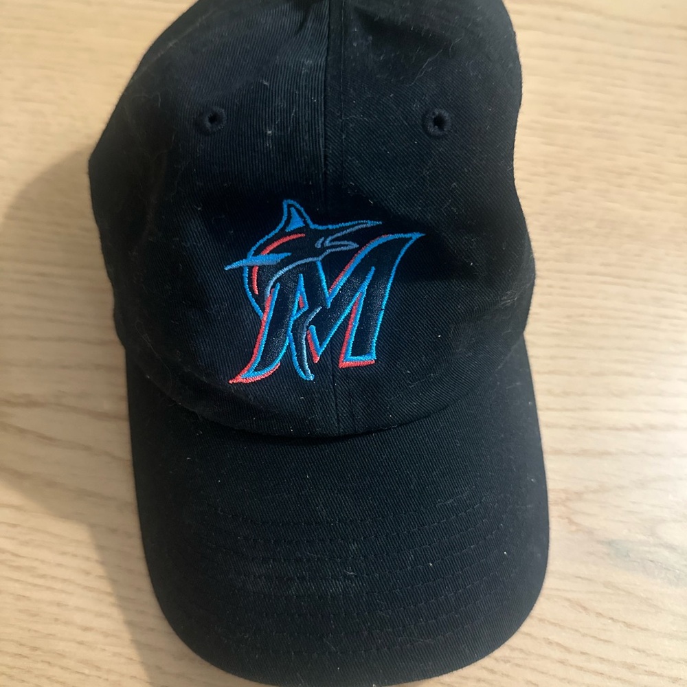Miami Marlins Black Baseball Cap